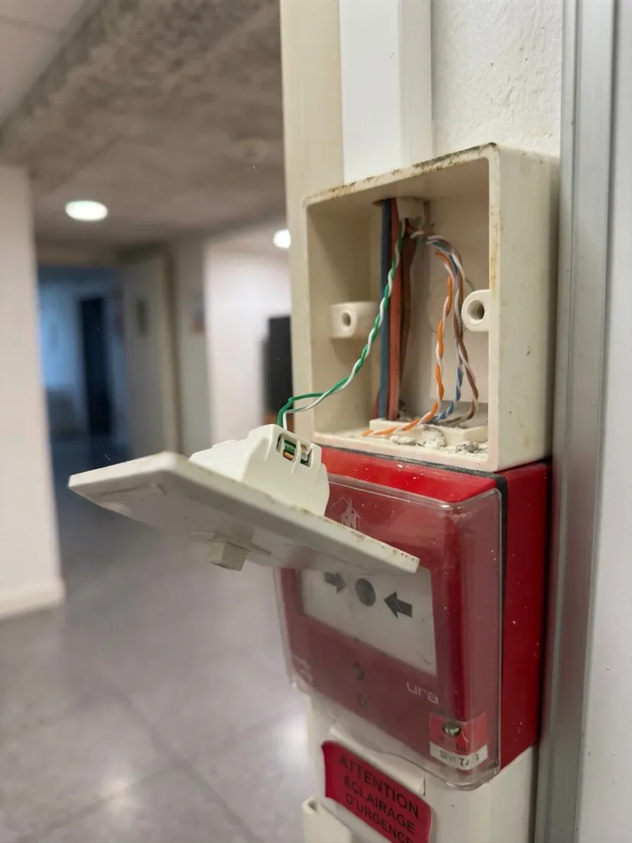 Dépannage électrique d'urgence à Courbevoie Dépannage électrique d'urgence à Courbevoie