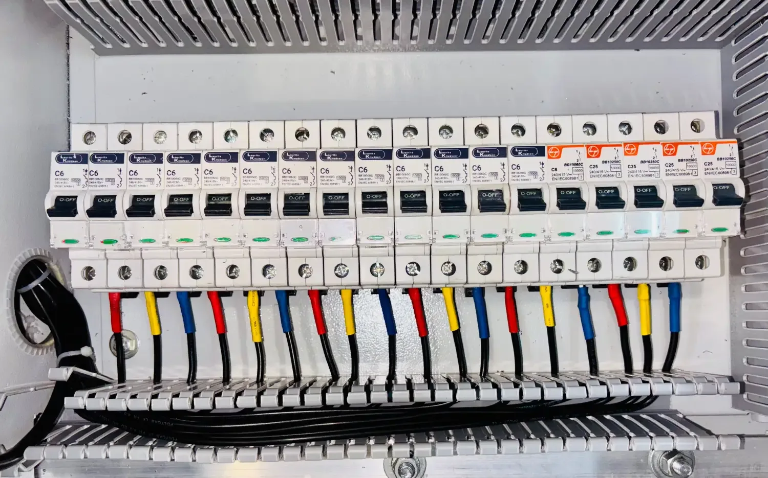 Dépannage de tableau électrique à Courbevoie